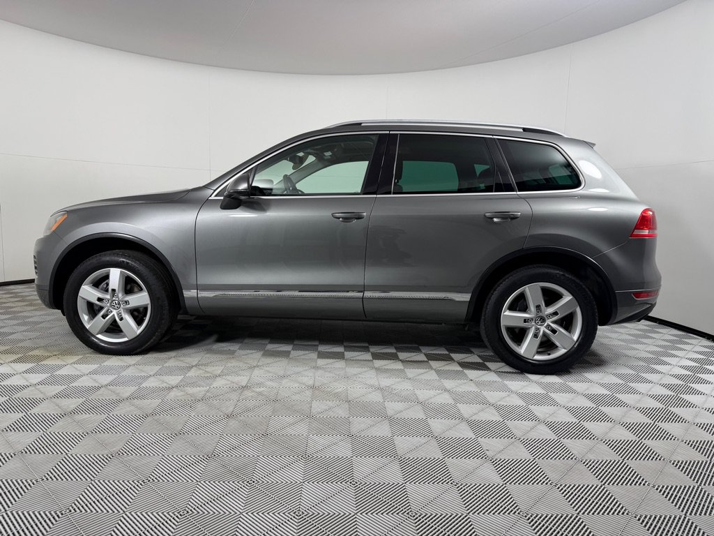 Used 2014 Volkswagen Touareg VR6 AWD/4WD image 6