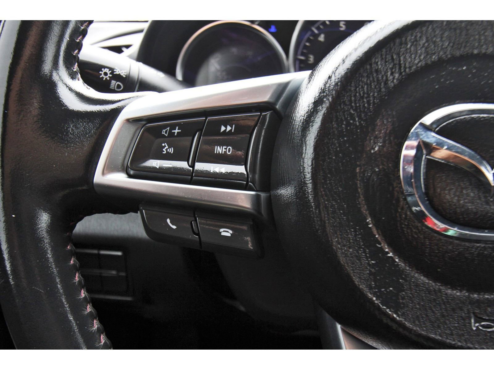 Used 2018 MAZDA MX-5 Miata Club image 15