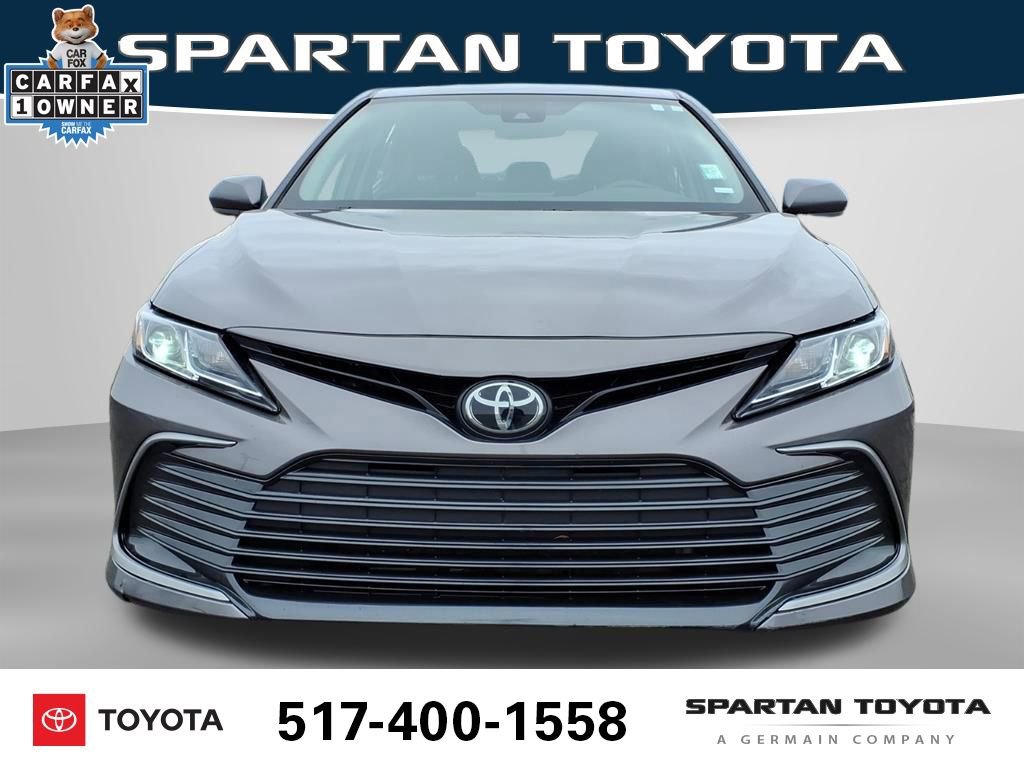 Used 2024 Toyota Camry LE FWD image 3
