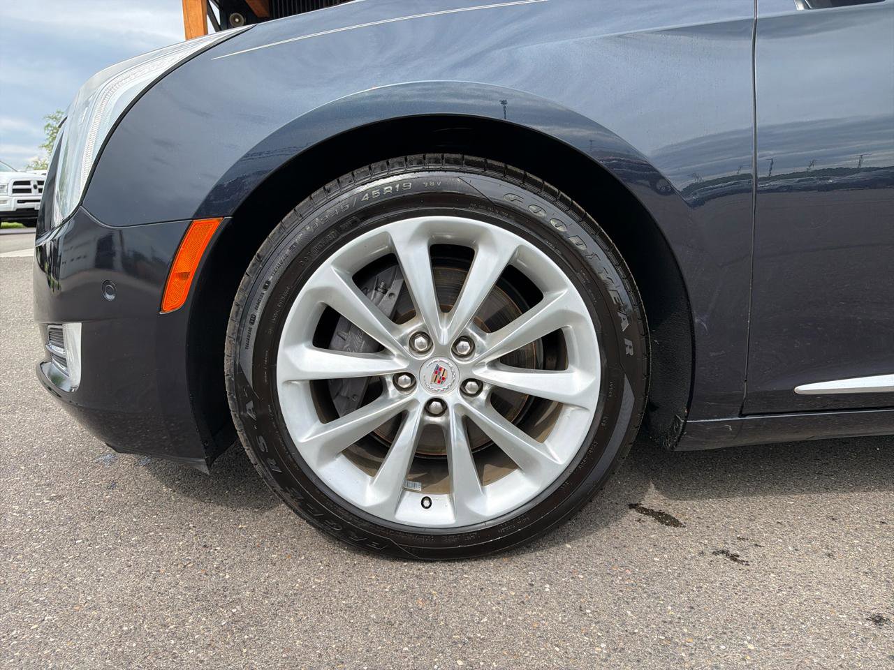 Used 2014 Cadillac XTS Luxury image 16