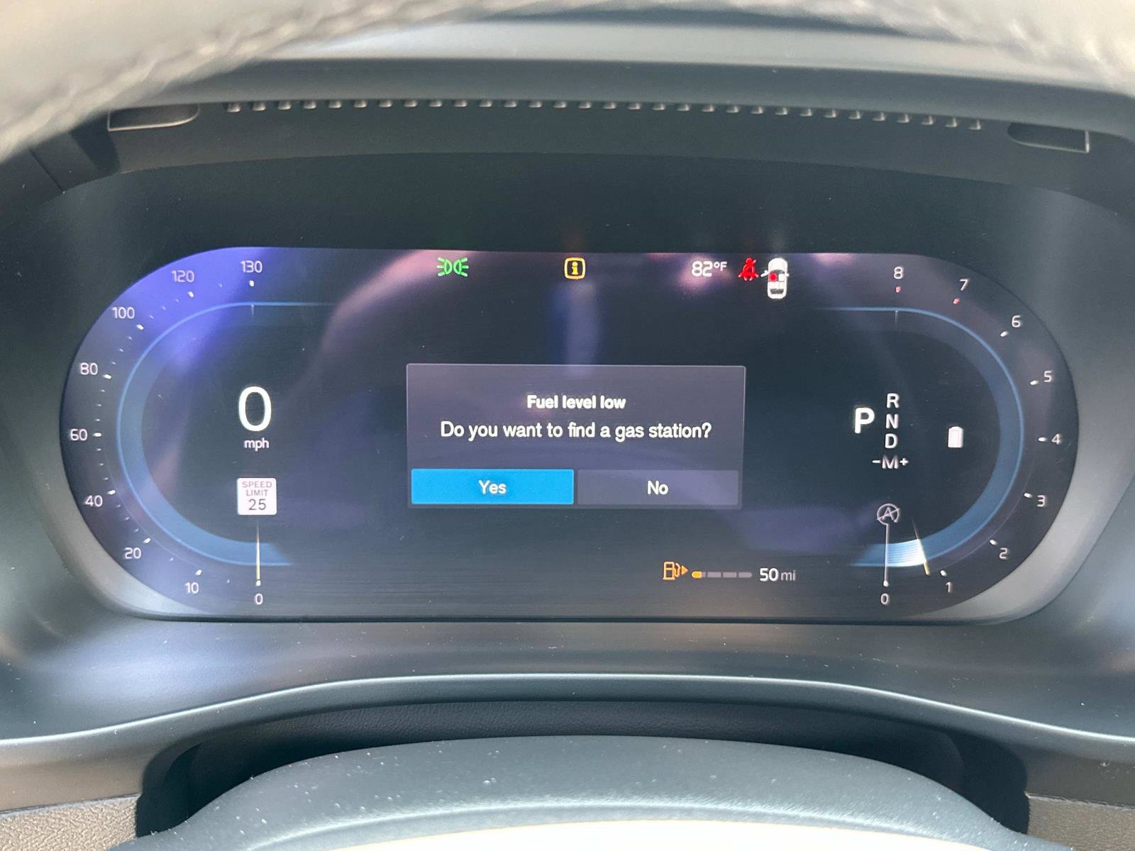 Certified 2024 Volvo XC40 B5 Ultimate w/ Climate Package image 10