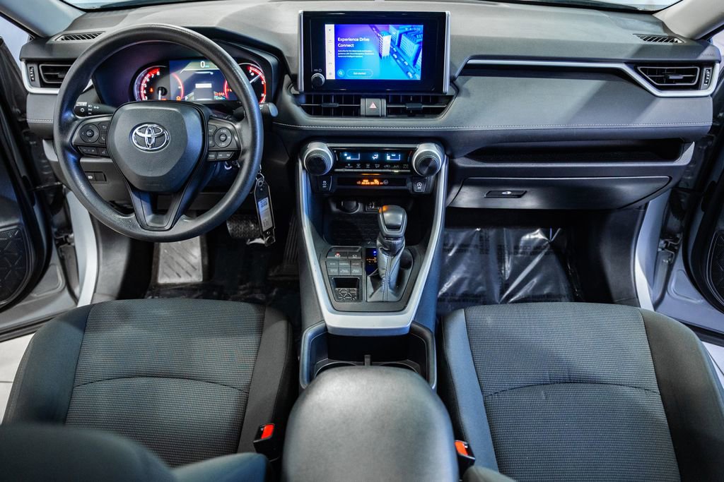 Used 2024 Toyota RAV4 LE image 16