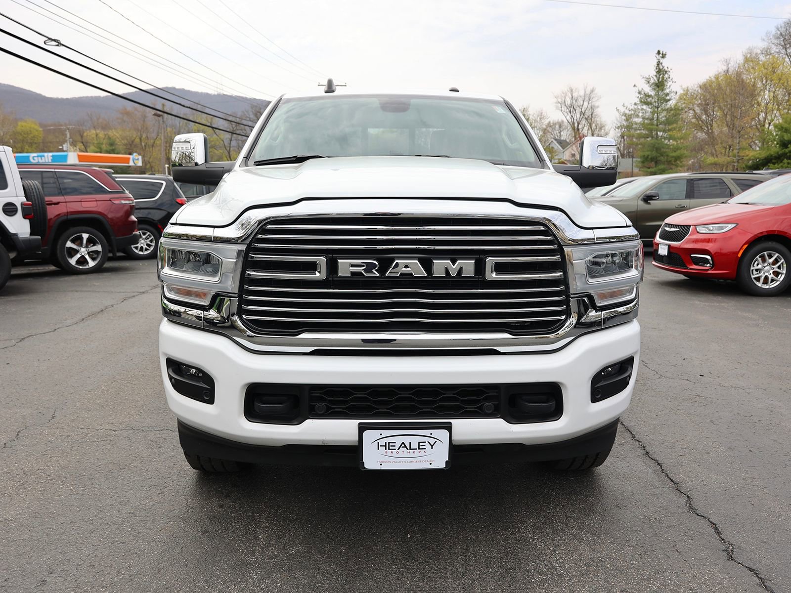 Used 2024 RAM 2500 Laramie image 2