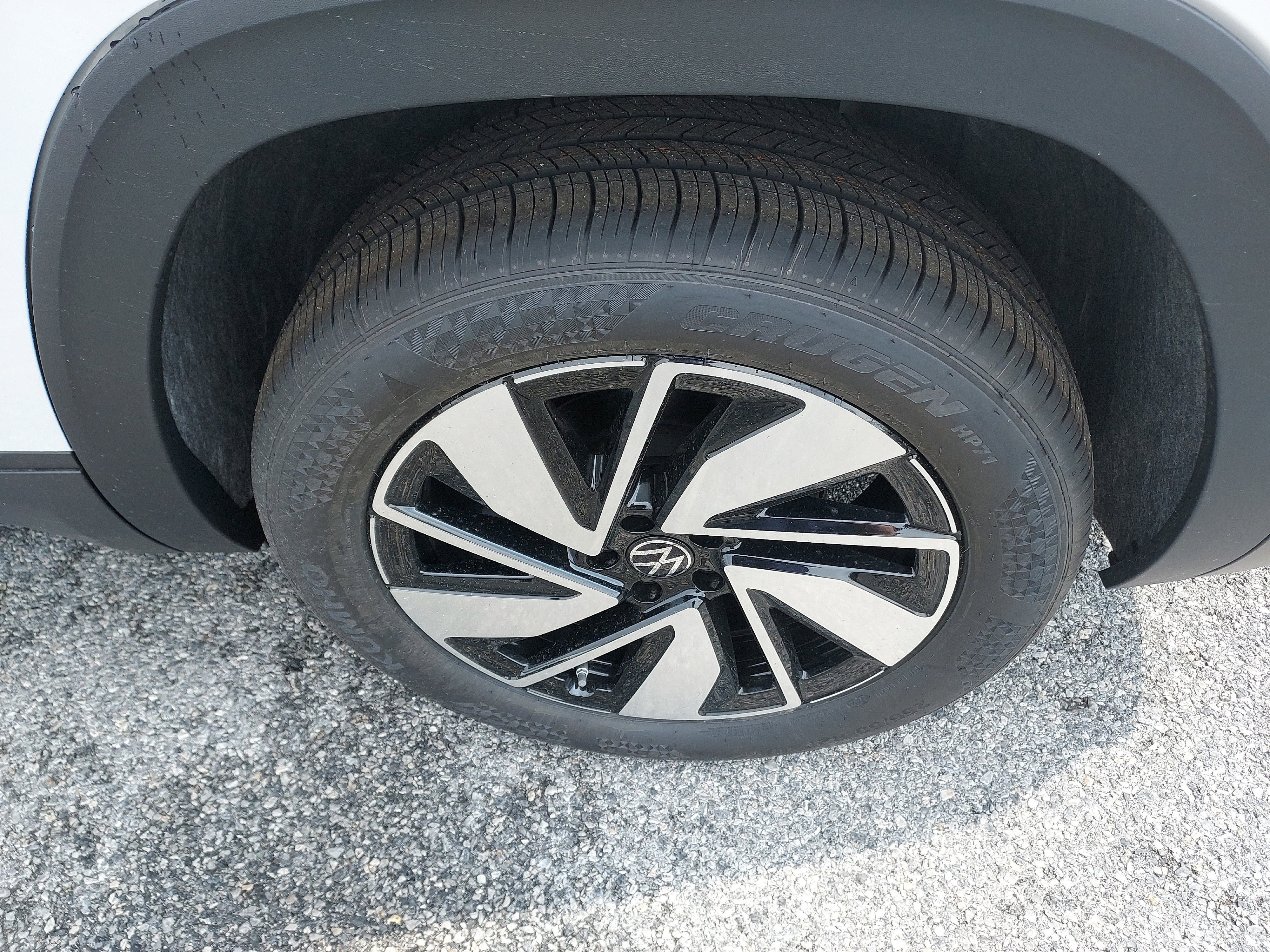 New 2026 Volkswagen Atlas SE image 10