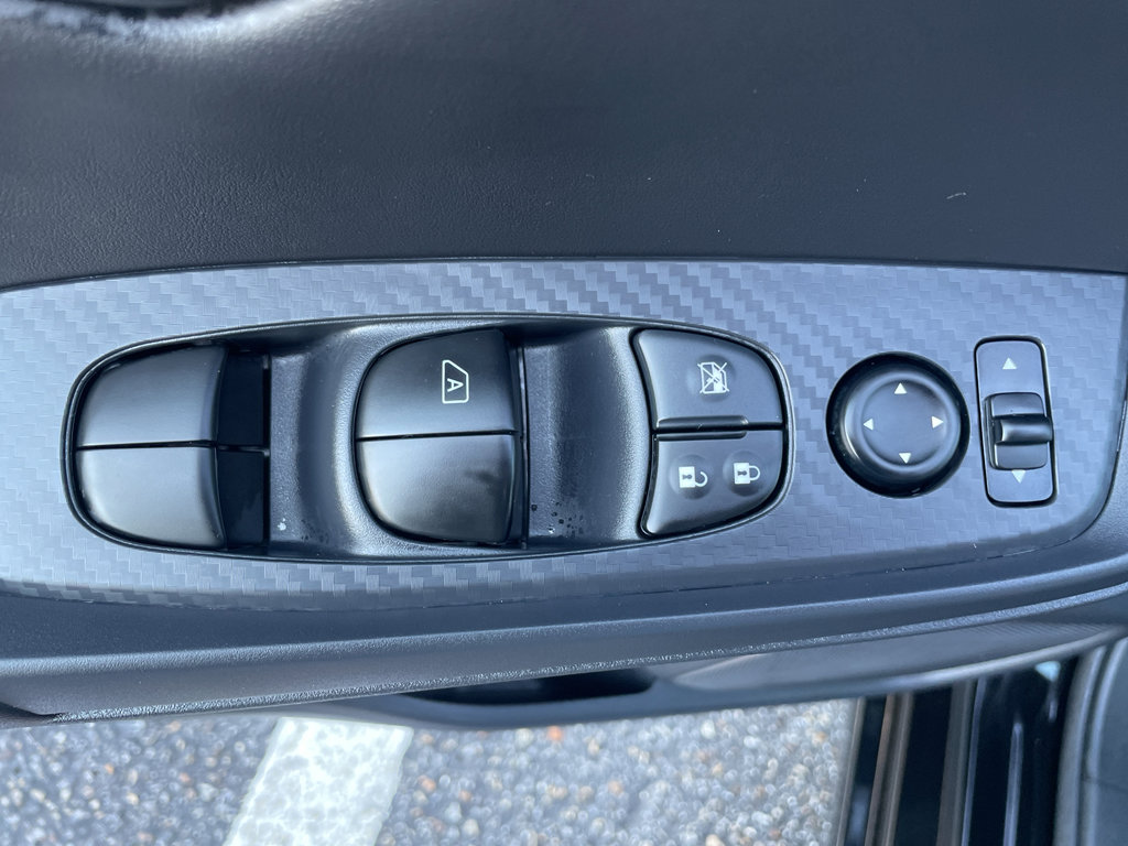 New 2025 Nissan Sentra S image 9