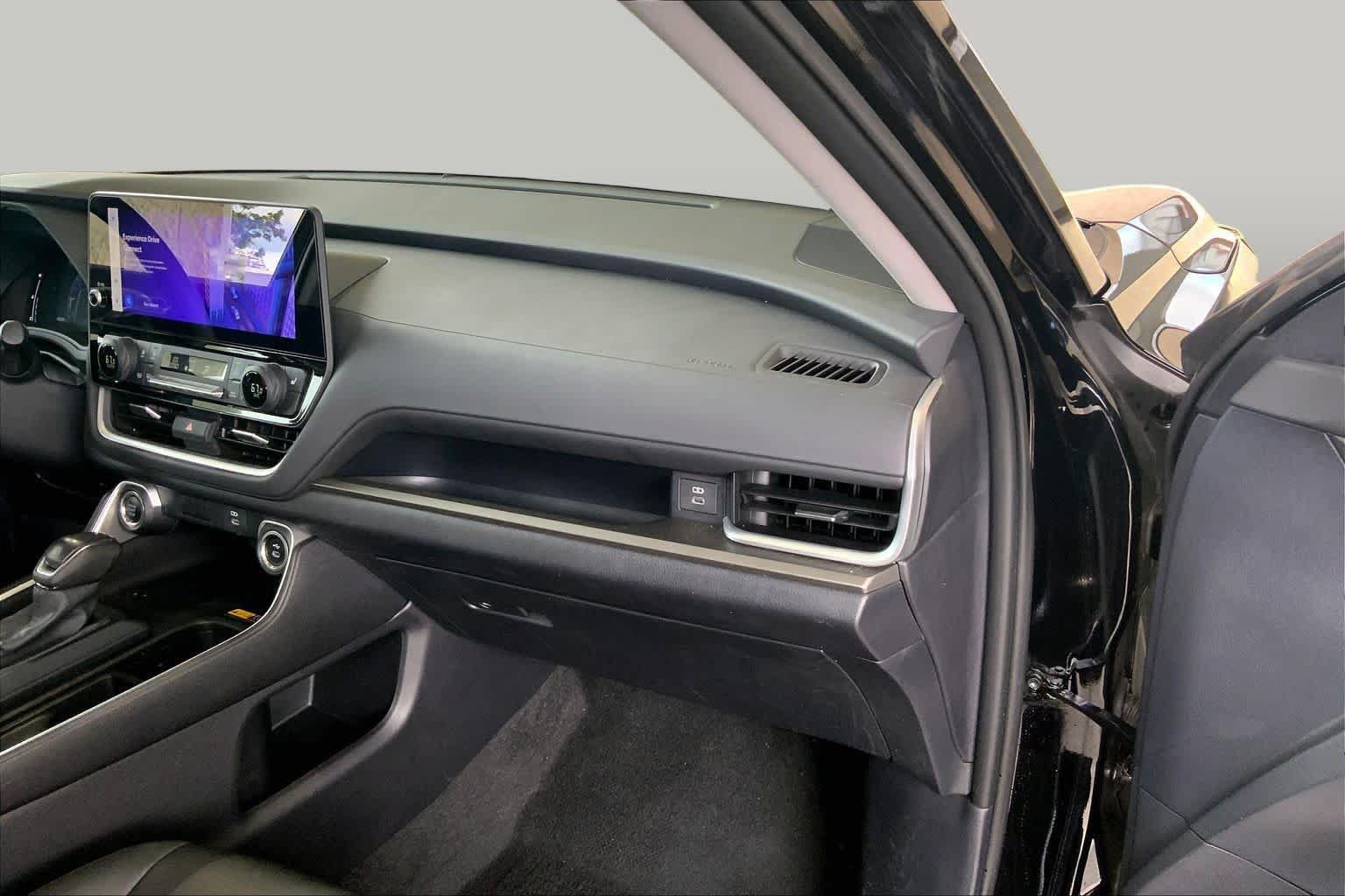 Used 2024 Toyota Grand Highlander FWD image 18