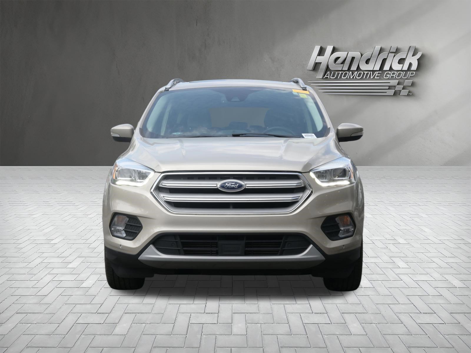 Used 2018 Ford Escape Titanium w/ Ford Safe & Smart Package AWD/4WD image 3