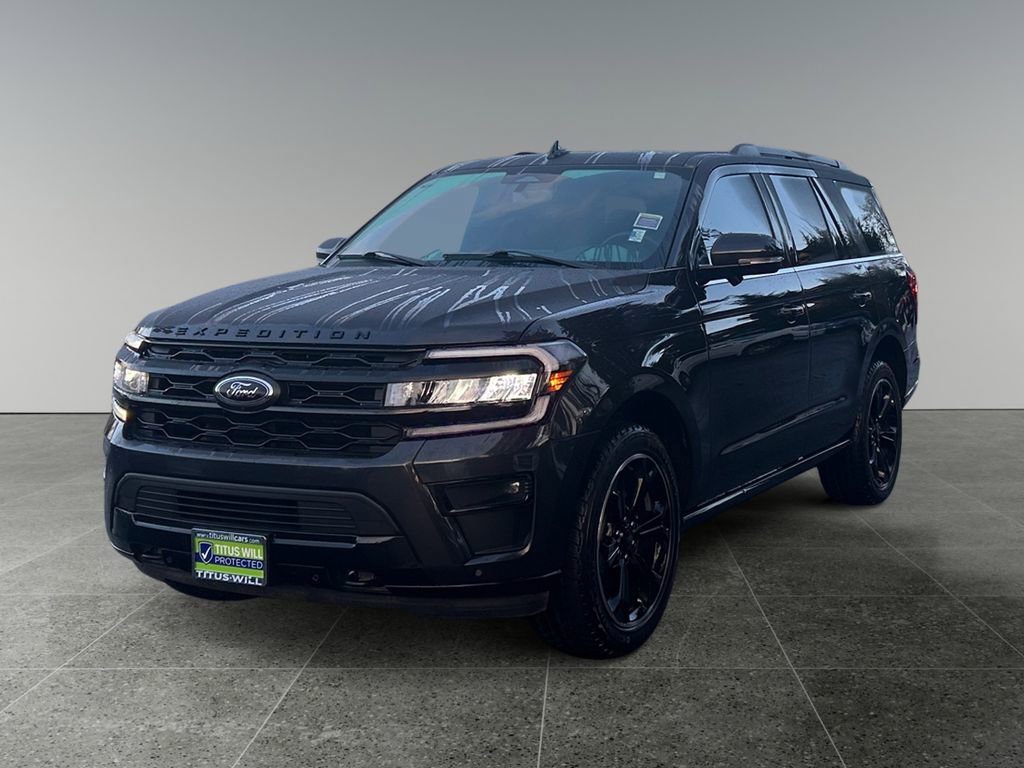 Used 2023 Ford Expedition Limited image 4