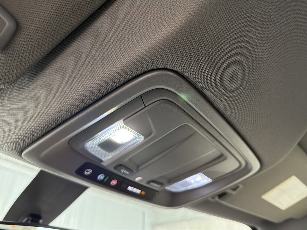 Certified 2022 Chevrolet Silverado 2500 LT w/ Convenience Package image 33