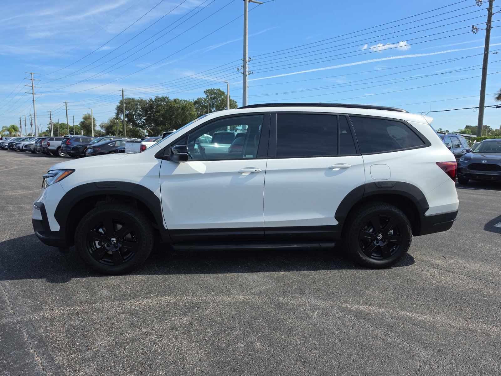 Certified 2022 Honda Pilot TrailSport image 6