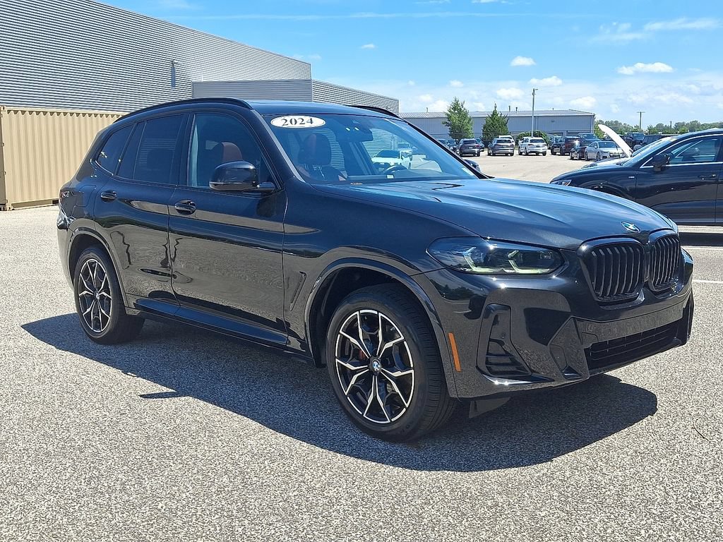 Used 2024 BMW X3 xDrive30i w/ M Sport Package AWD/4WD image 3