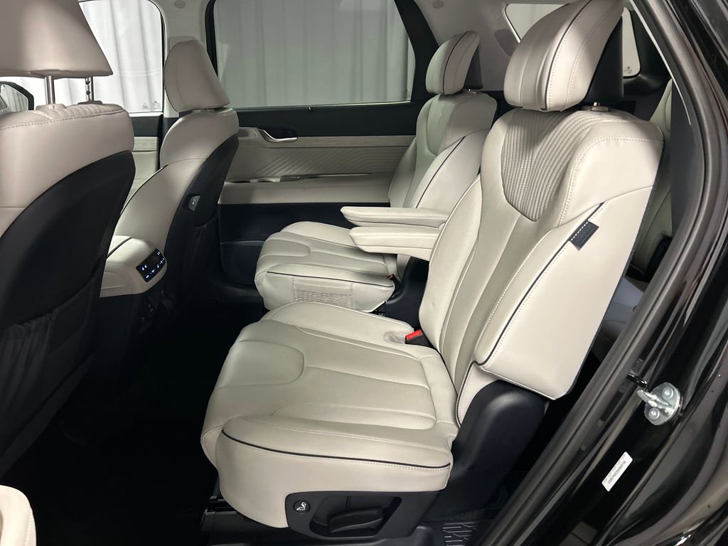 Used 2025 Hyundai Palisade Calligraphy image 22