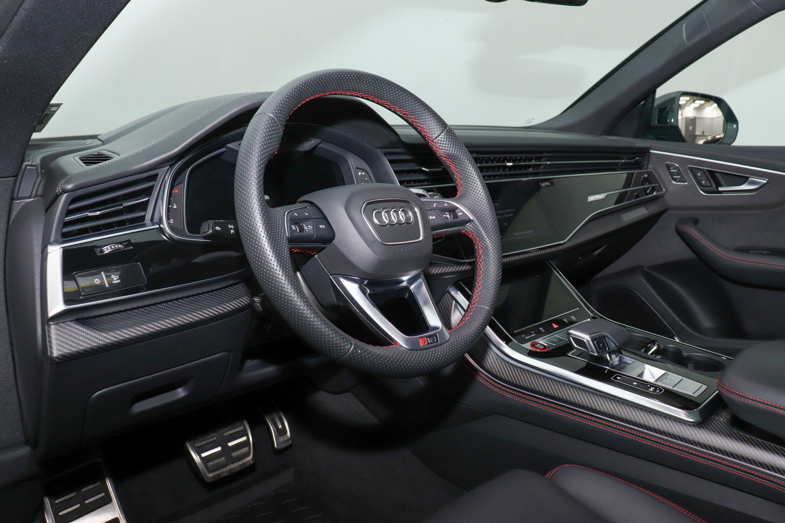 Used 2024 Audi RS Q8 image 13