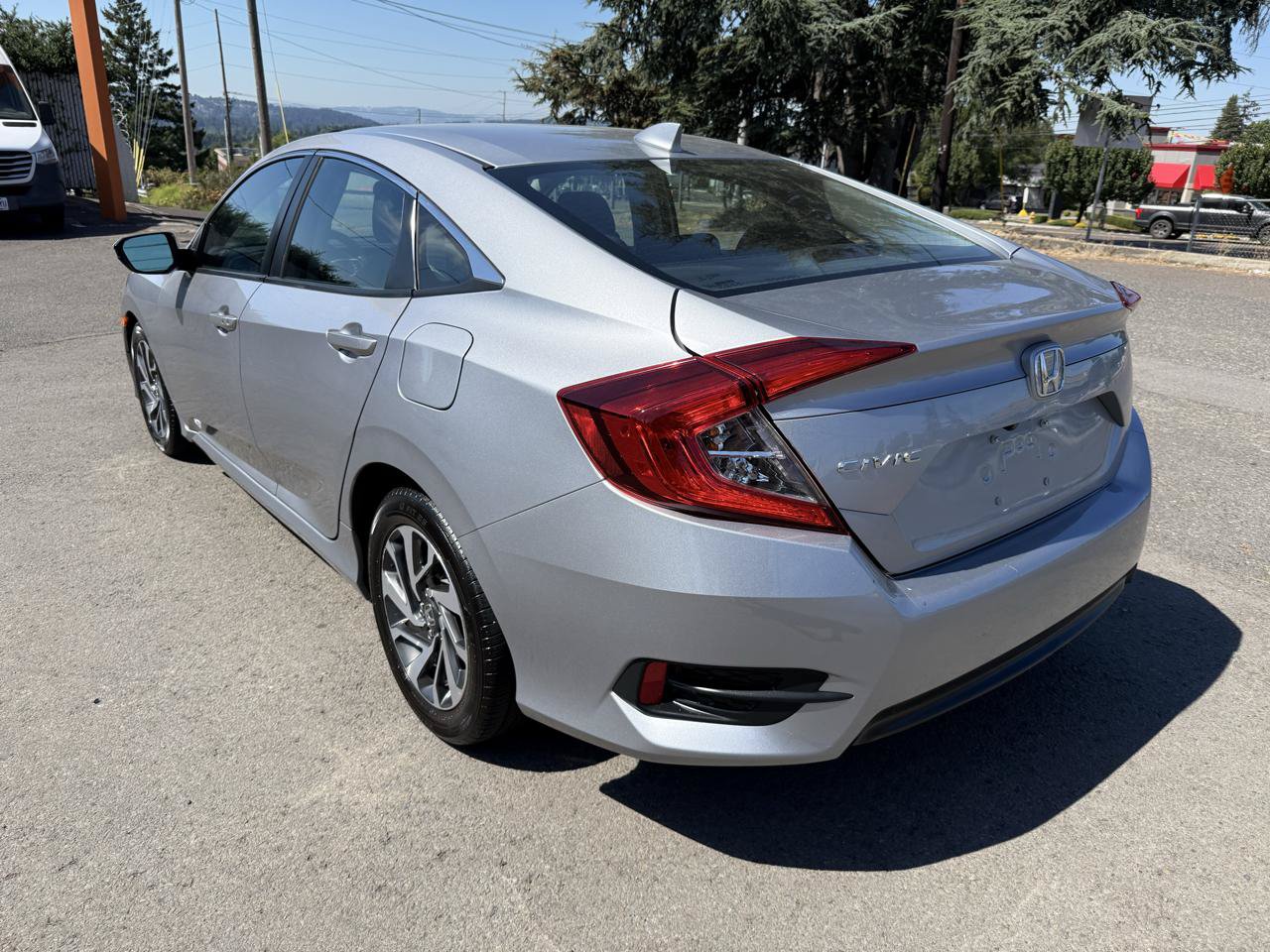 Used 2017 Honda Civic EX image 3