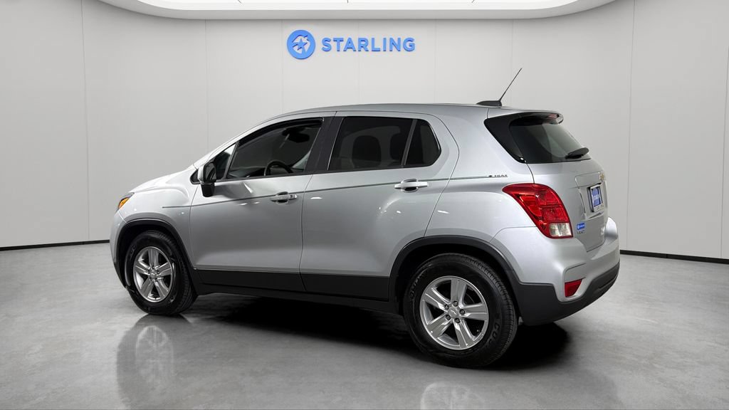 Used 2019 Chevrolet Trax LS FWD image 4