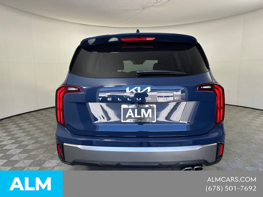 Used 2025 Kia Telluride S FWD image 8