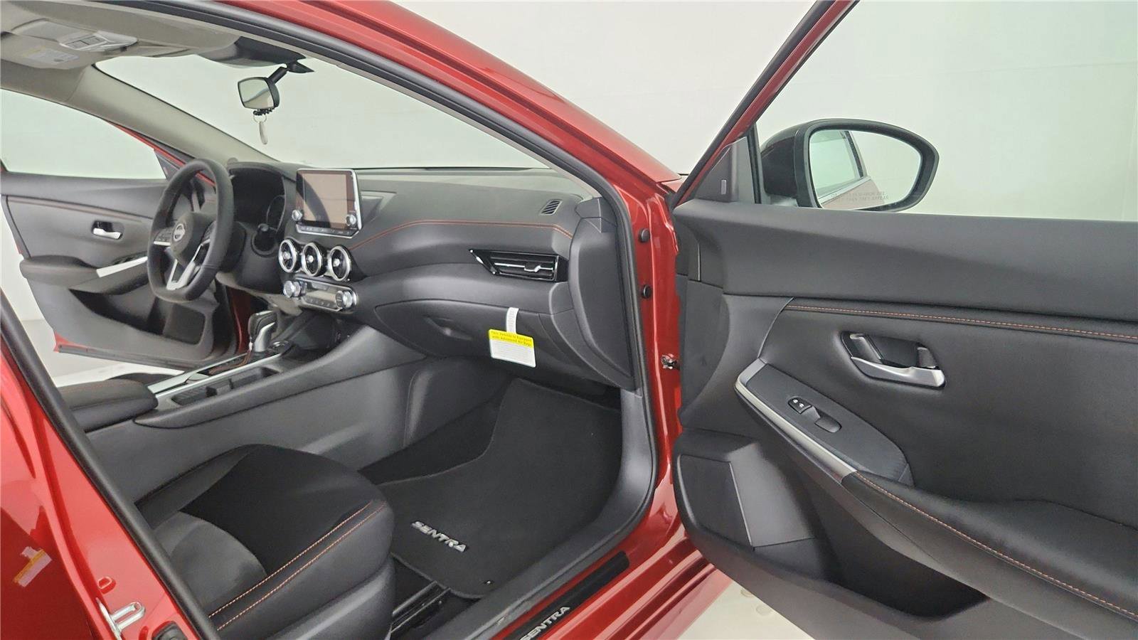 Certified 2024 Nissan Sentra SR image 23