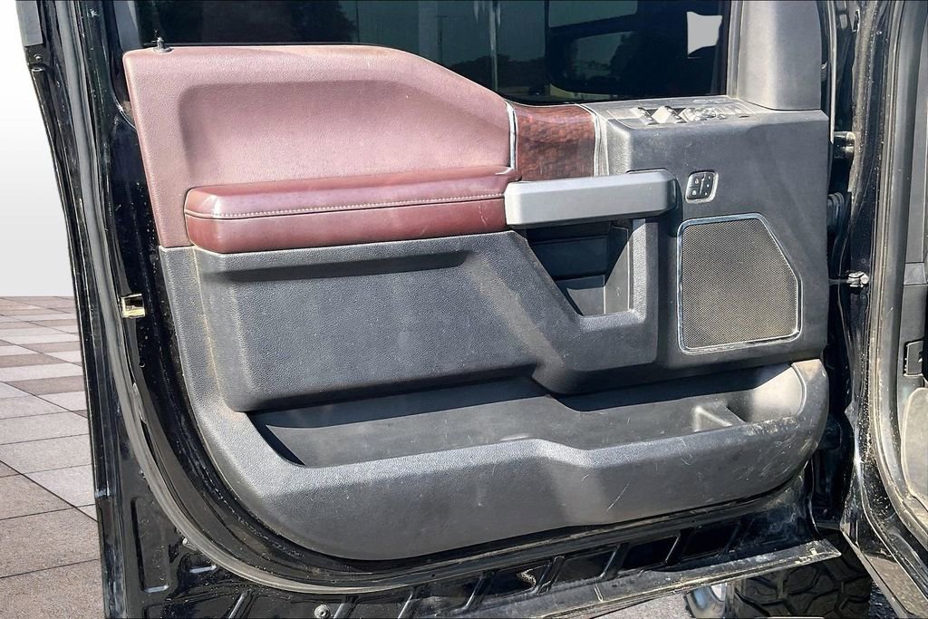 Certified 2017 Ford F250 Platinum w/ FX4 Off-Road Package AWD/4WD image 23