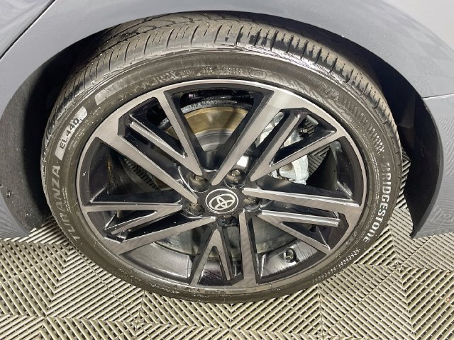 Used 2025 Toyota Camry XSE FWD image 33
