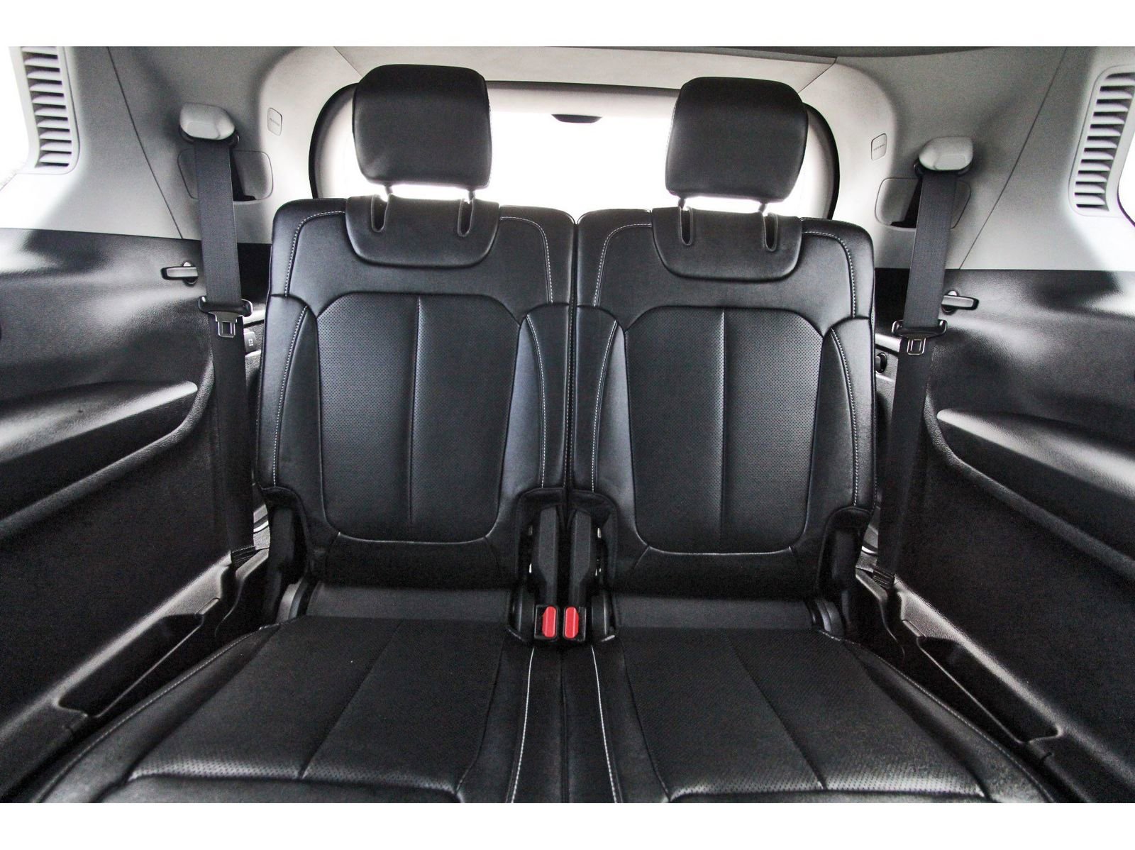 Used 2023 Jeep Grand Cherokee L Limited w/ Luxury Tech Group II image 15