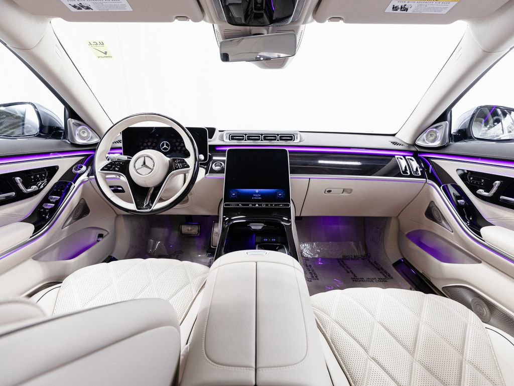 Certified 2024 Mercedes-Benz Maybach S 580 4MATIC image 28
