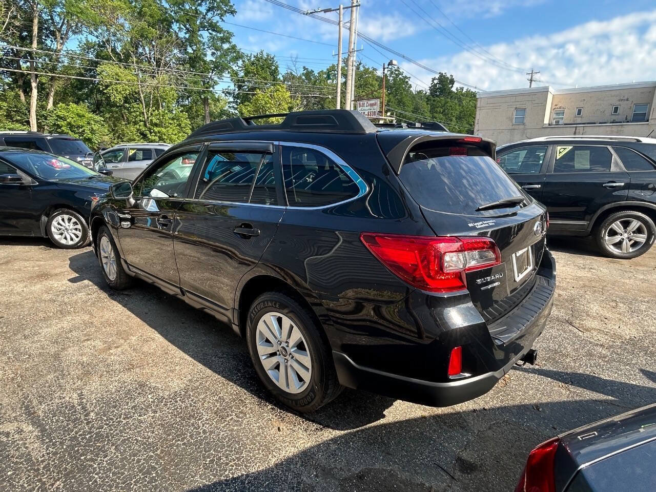 Used 2015 Subaru Outback 2.5i Premium AWD/4WD image 14