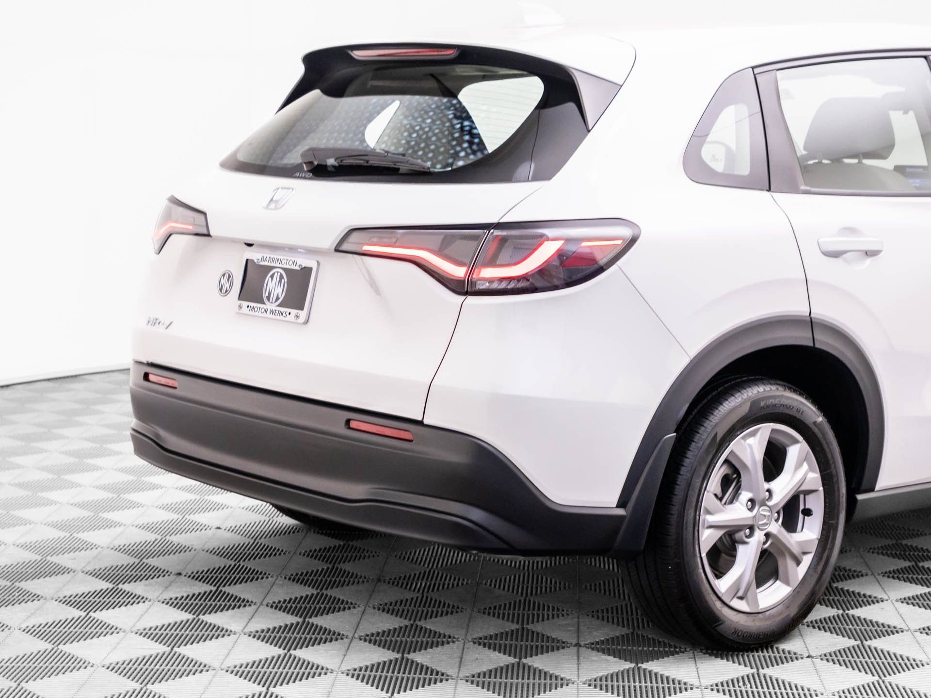 Used 2024 Honda HR-V LX image 35