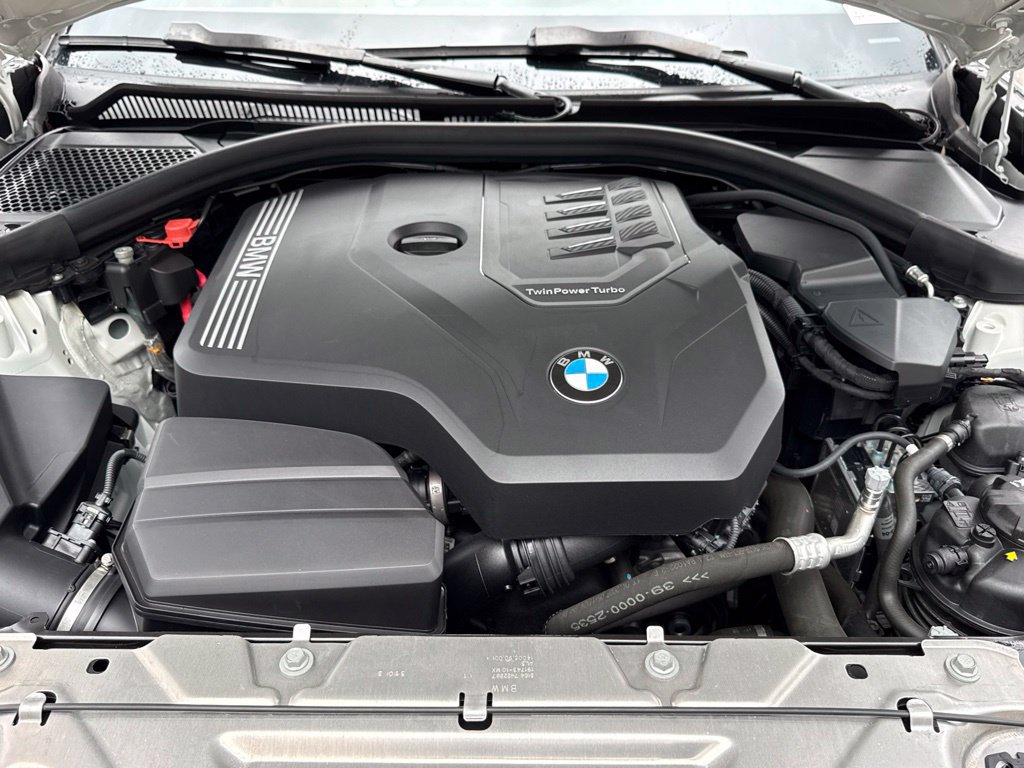 Used 2024 BMW 330i Sedan w/ Convenience Package RWD image 32