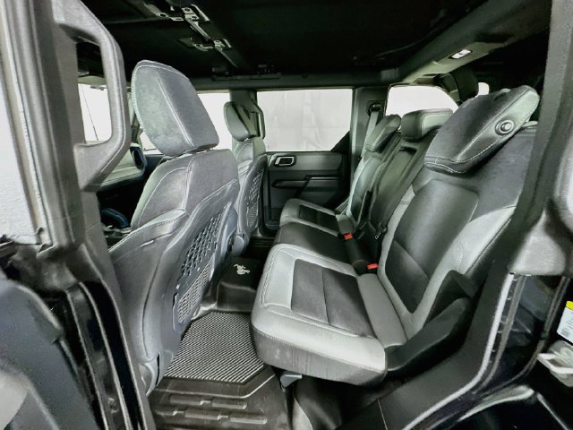 Certified 2024 Ford Bronco Black Diamond AWD/4WD image 31