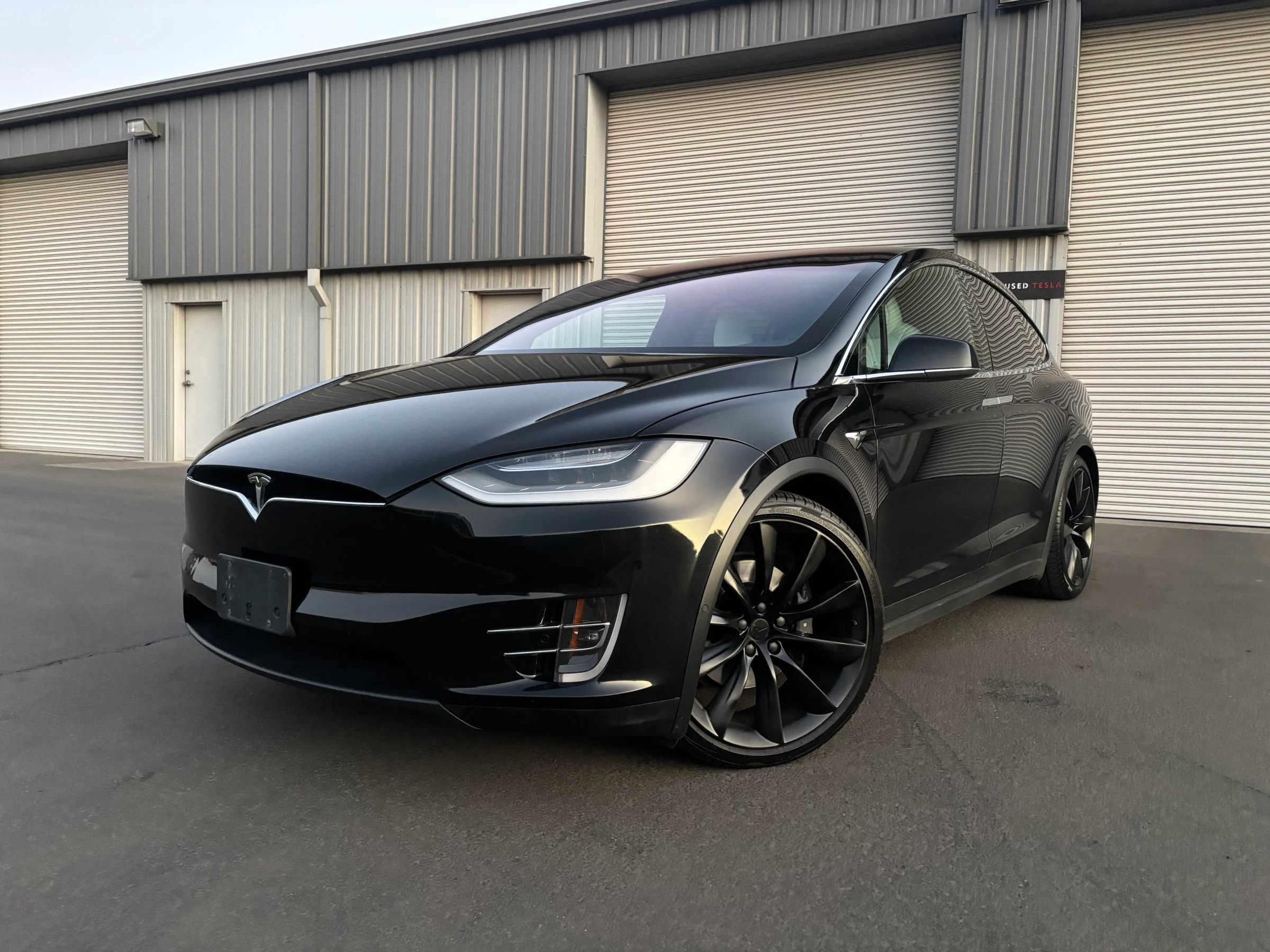Used 2020 Tesla Model X Long Range AWD/4WD image 4