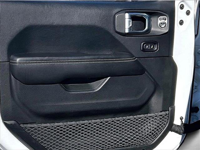 Used 2018 Jeep Wrangler Unlimited Sahara w/ Safetytec Group image 17