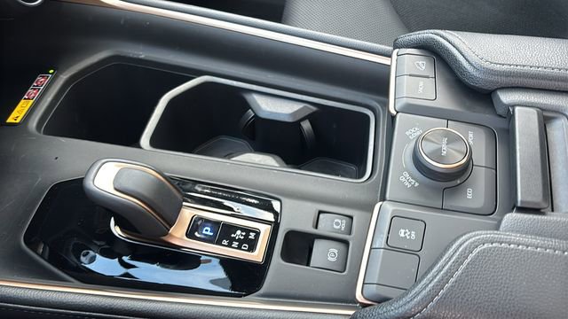 Used 2025 Toyota Grand Highlander AWD Hybrid image 25