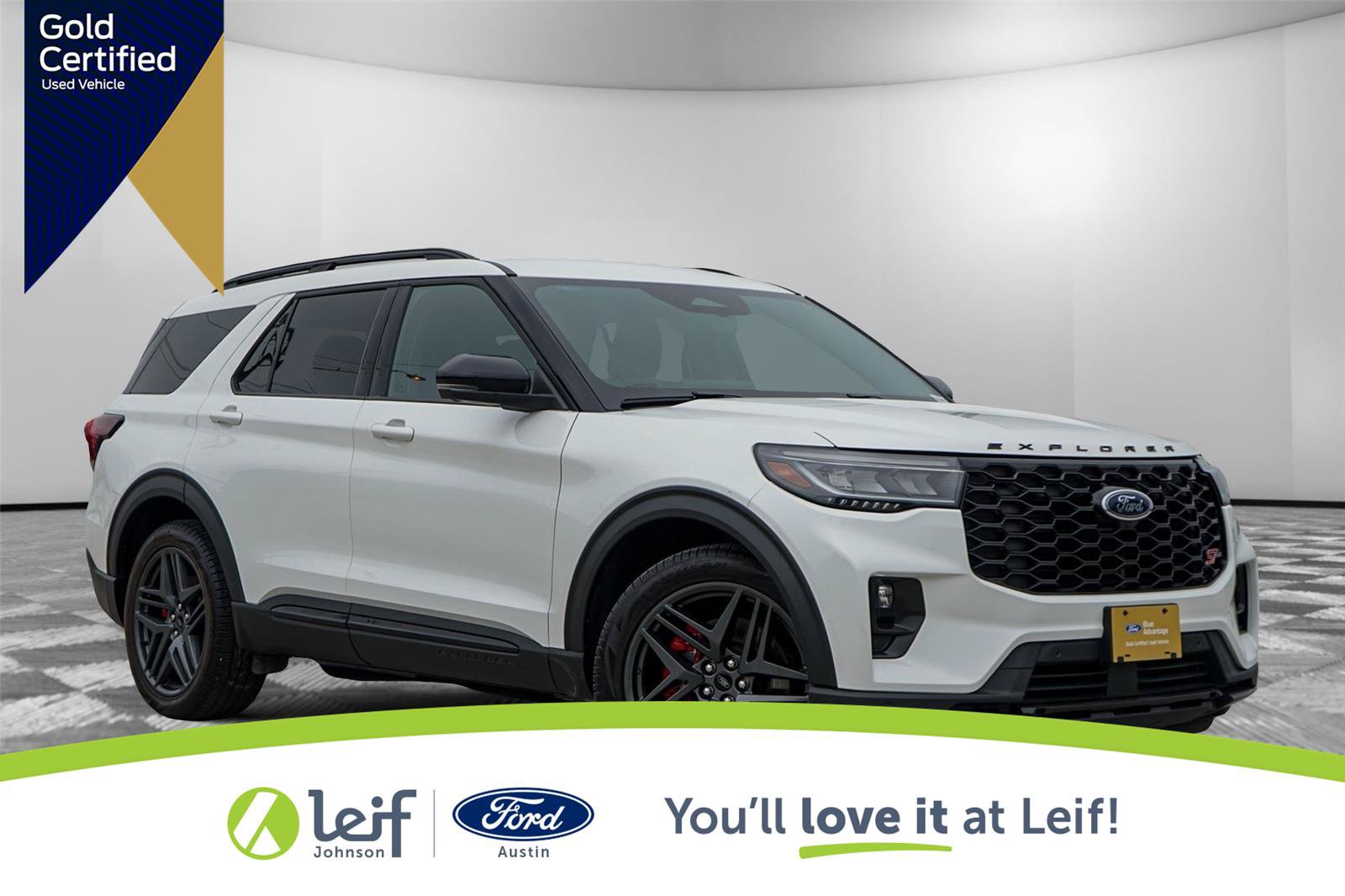 Certified 2025 Ford Explorer ST RWD image 1