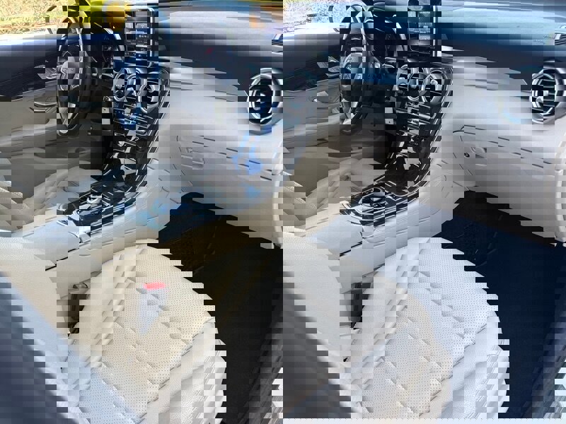 Used 2017 Mercedes-Benz GLC 300 image 14