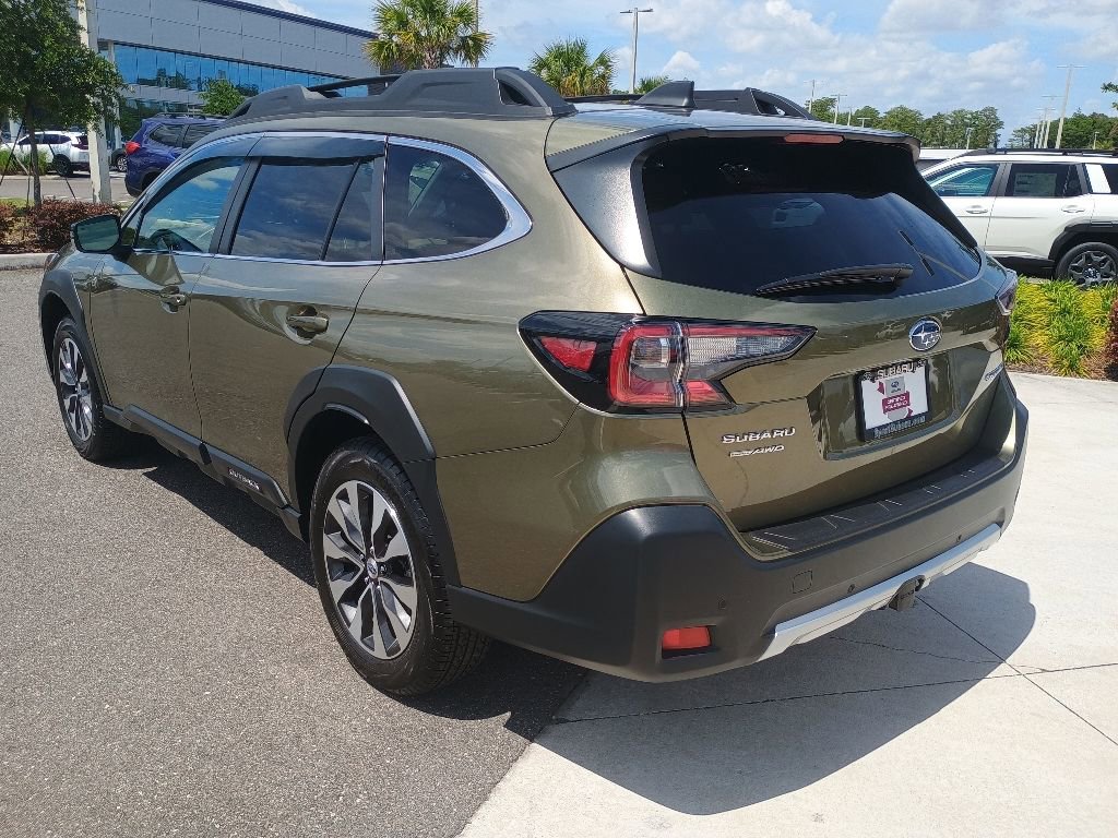 Certified 2025 Subaru Outback Limited AWD/4WD image 7
