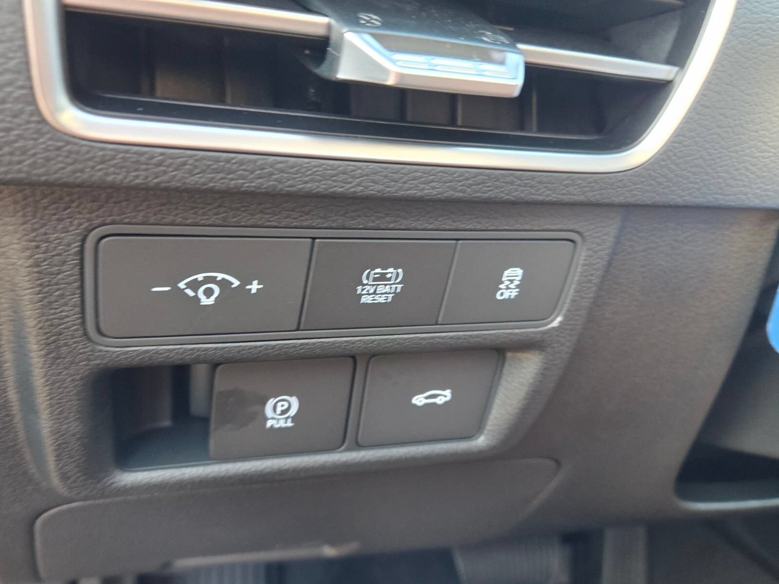 New 2026 Hyundai Sonata SEL FWD image 27
