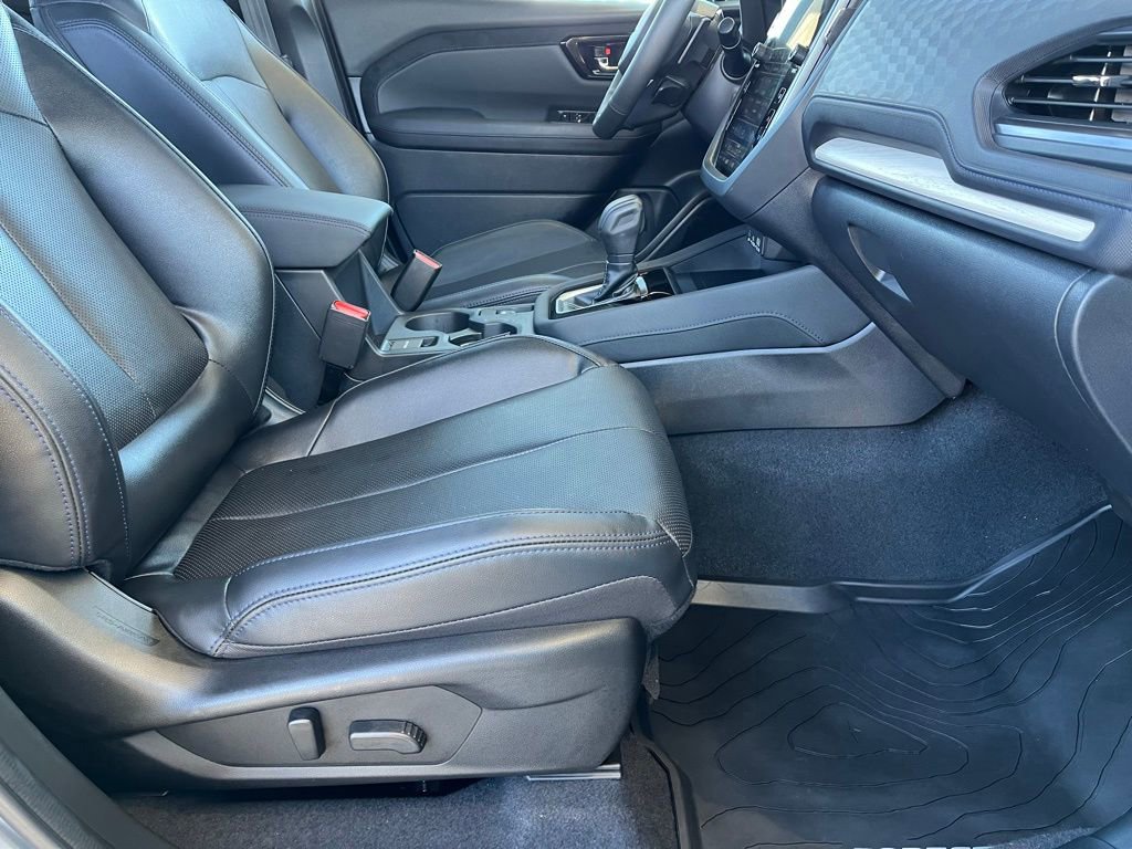 Used 2025 Subaru Forester Limited w/ Popular Package #2 image 26