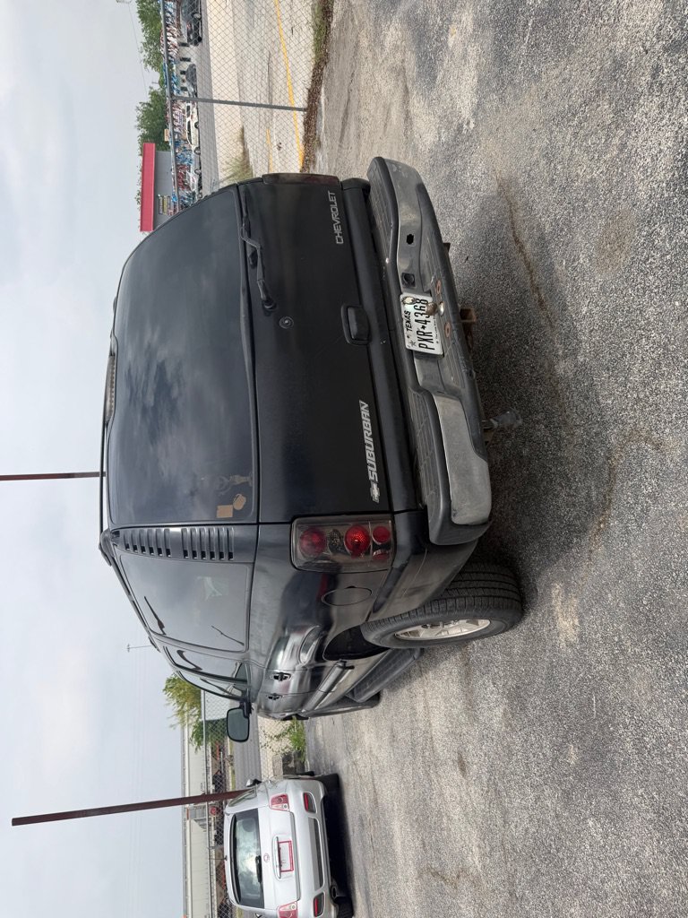 Used 2002 Chevrolet Suburban LT RWD image 20