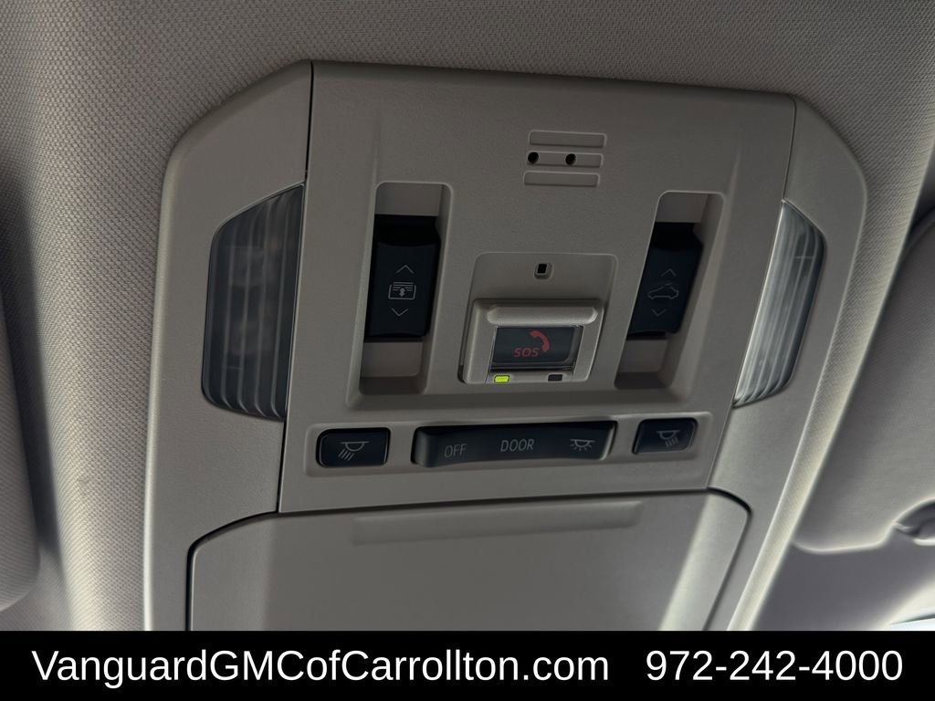 Used 2023 Toyota Highlander Platinum FWD image 27