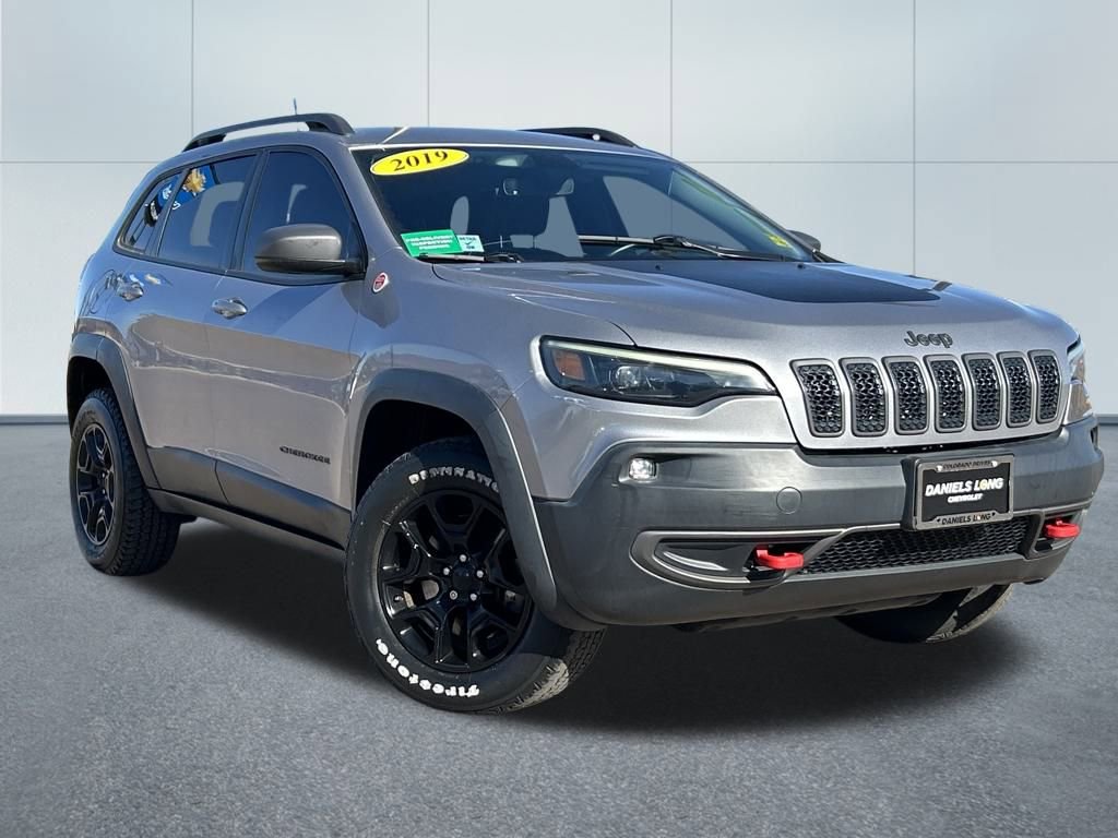 Used 2019 Jeep Cherokee Trailhawk w/ Comfort/Convenience Group image 35