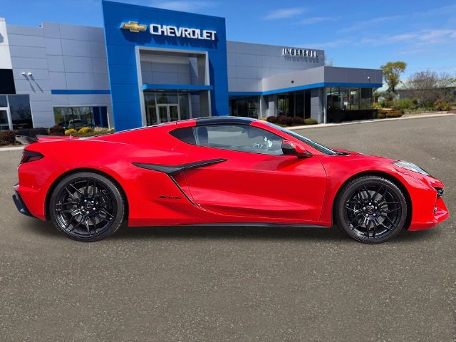 Used 2023 Chevrolet Corvette Z06 RWD image 23