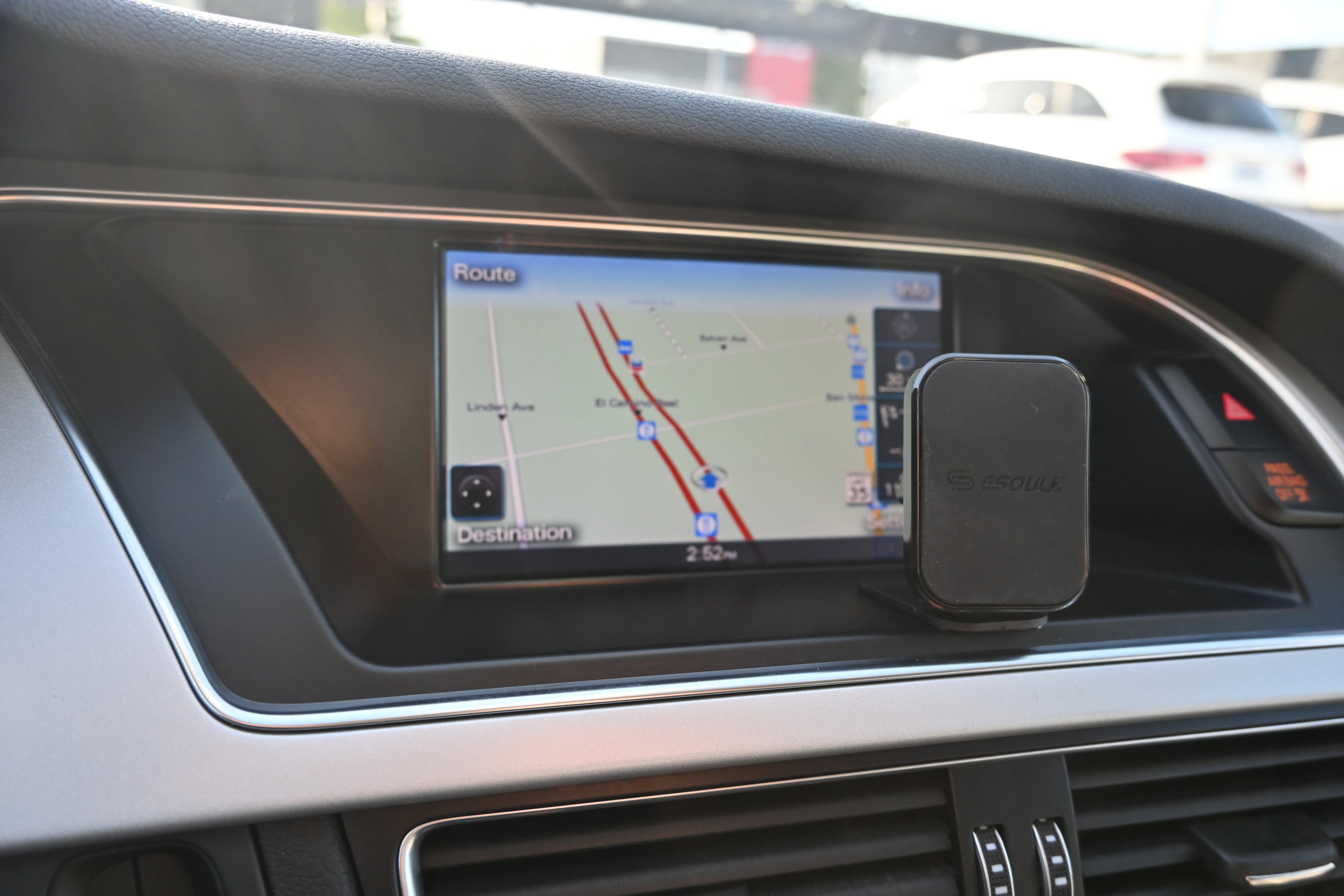 Used 2016 Audi A4 2.0T Premium w/ Audi MMI Navigation Plus image 32