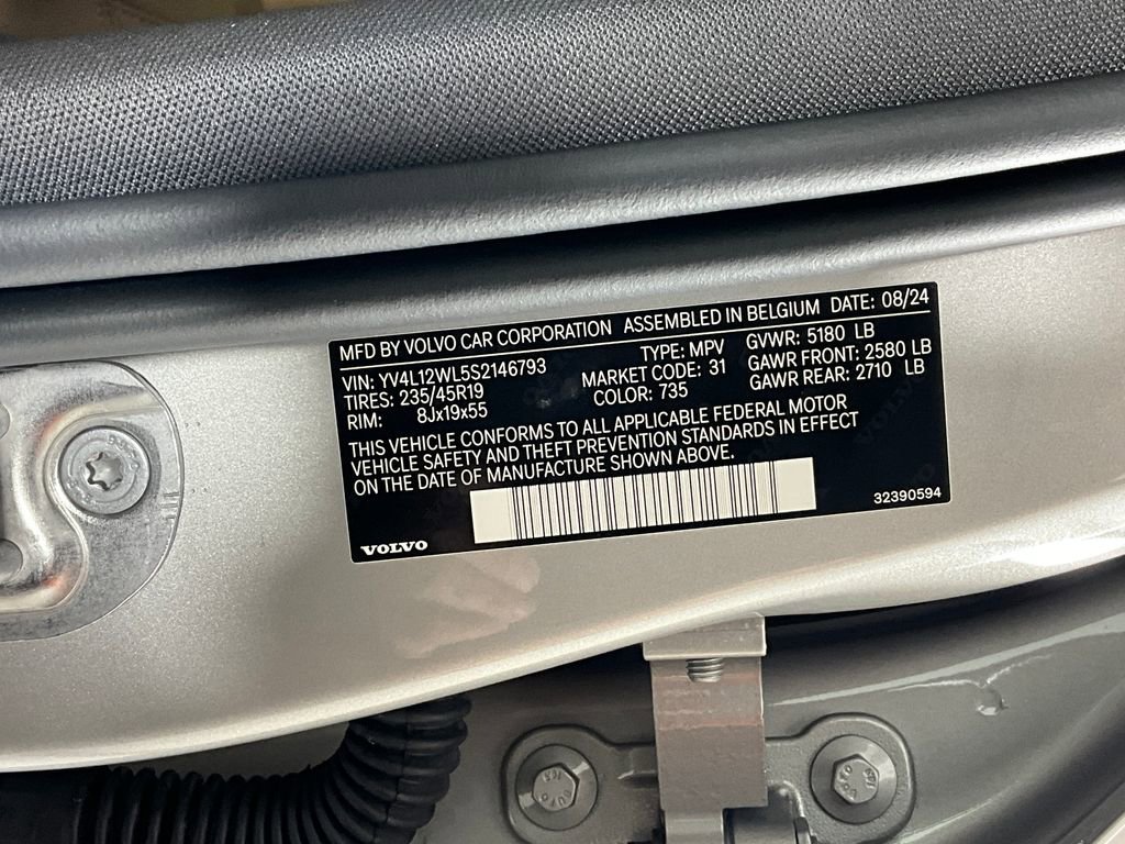 Used 2025 Volvo V60 B5 Cross Country Ultra w/ Protection Package Premier image 30