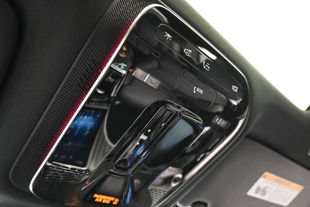 Used 2024 Mercedes-Benz C 300 Sedan image 29