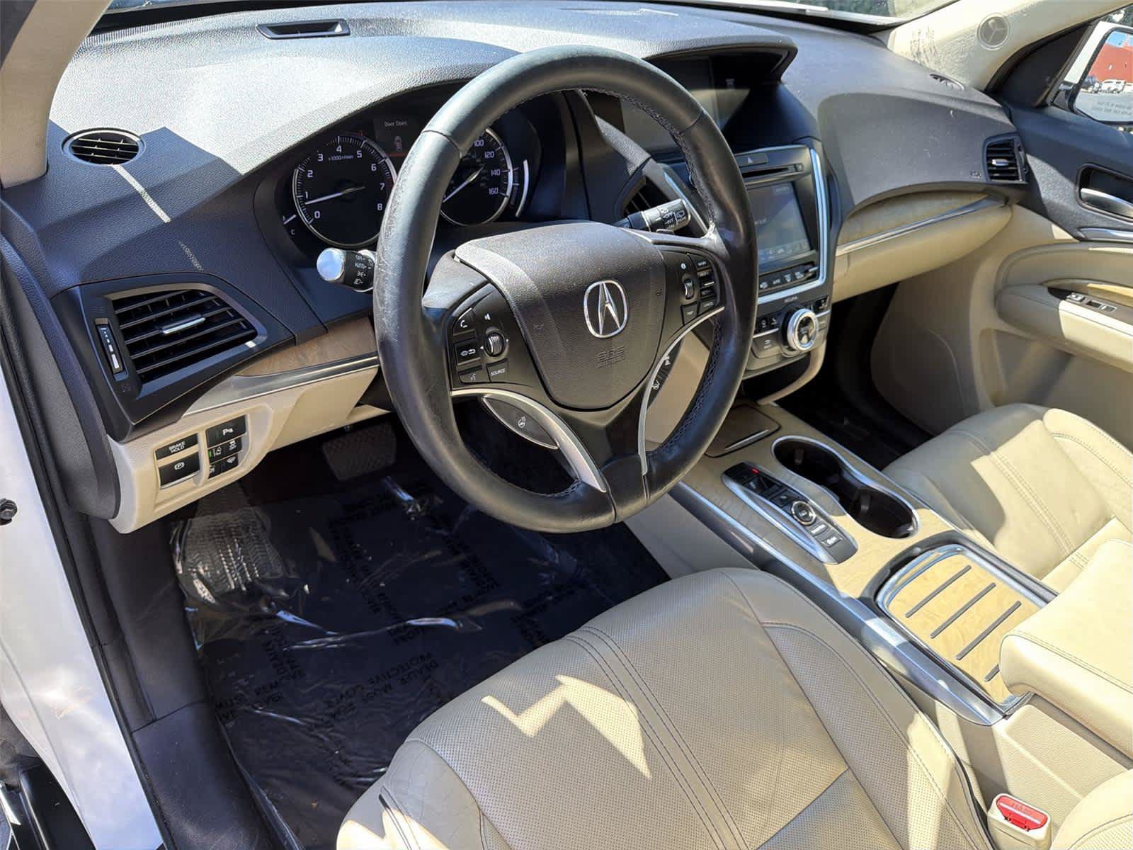 Used 2019 Acura MDX w/ Advance Package FWD image 2