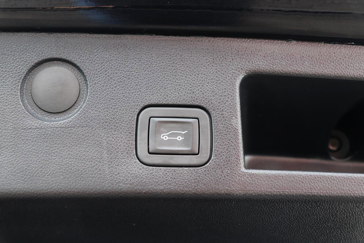 Used 2026 Chevrolet Equinox LT w/ Convenience Package II FWD image 55