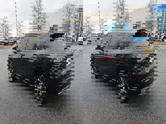 Used 2024 Honda HR-V EX-L image 4