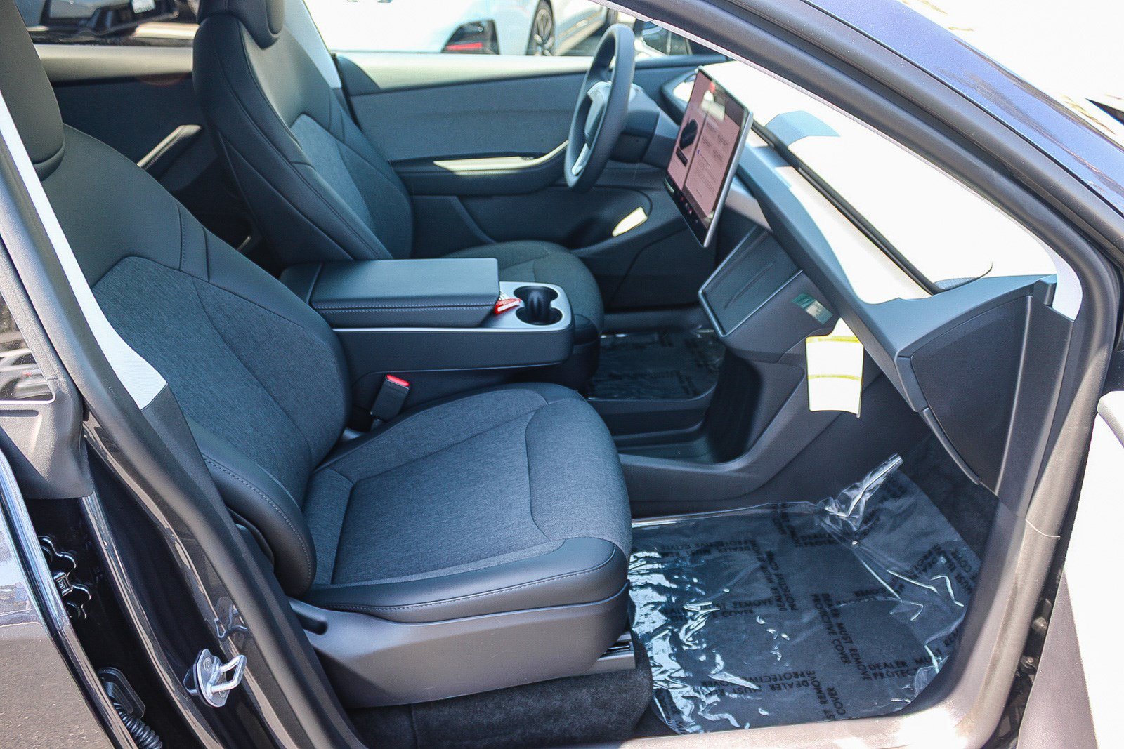 Used 2026 Tesla Model Y 2WD image 17