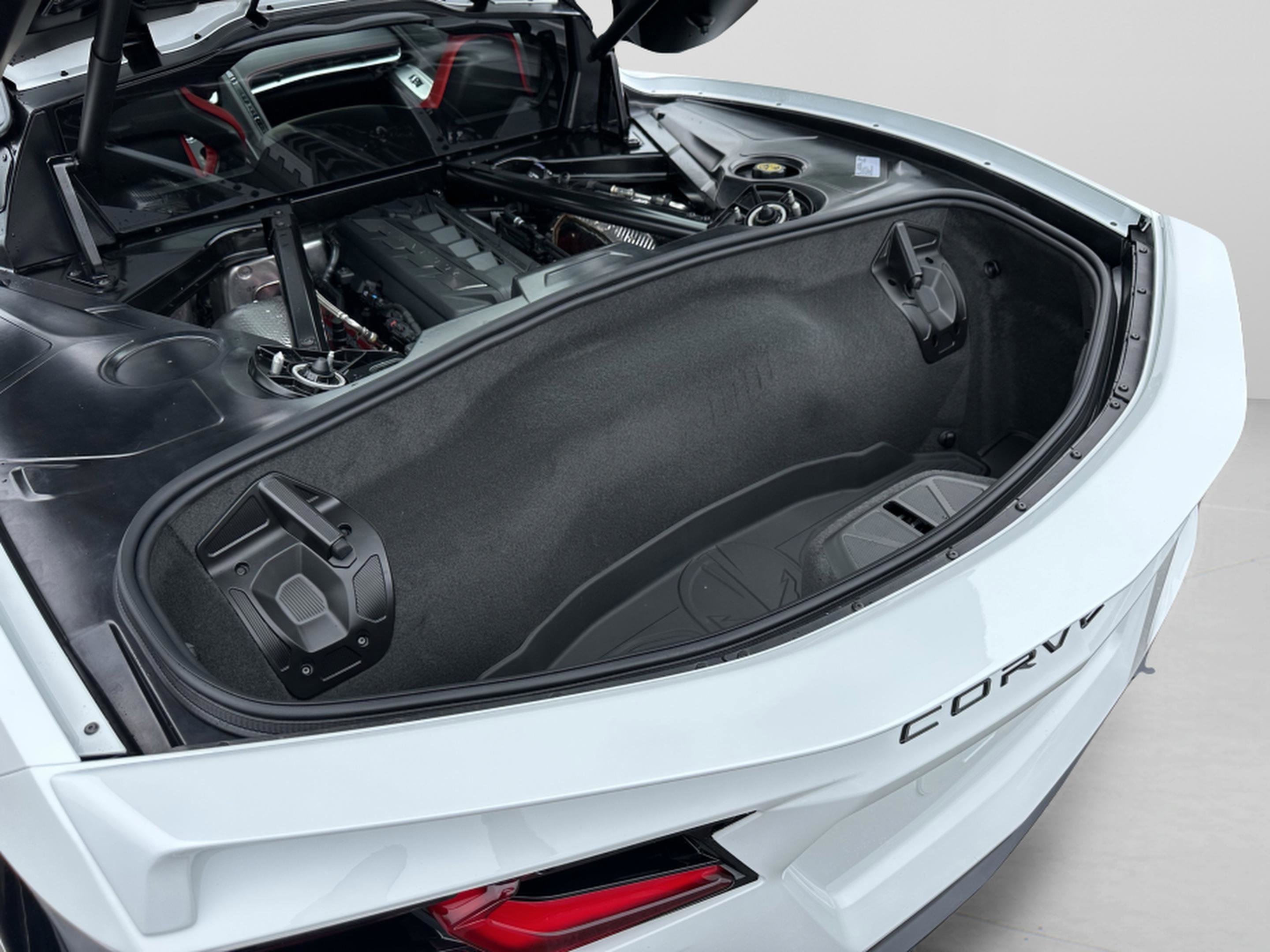 Used 2024 Chevrolet Corvette Stingray Coupe image 13