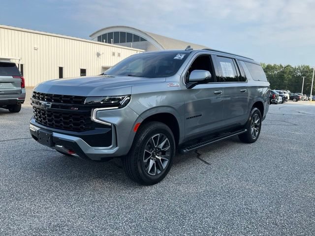 Used 2024 Chevrolet Suburban Z71 w/ Luxury Package AWD/4WD image 1